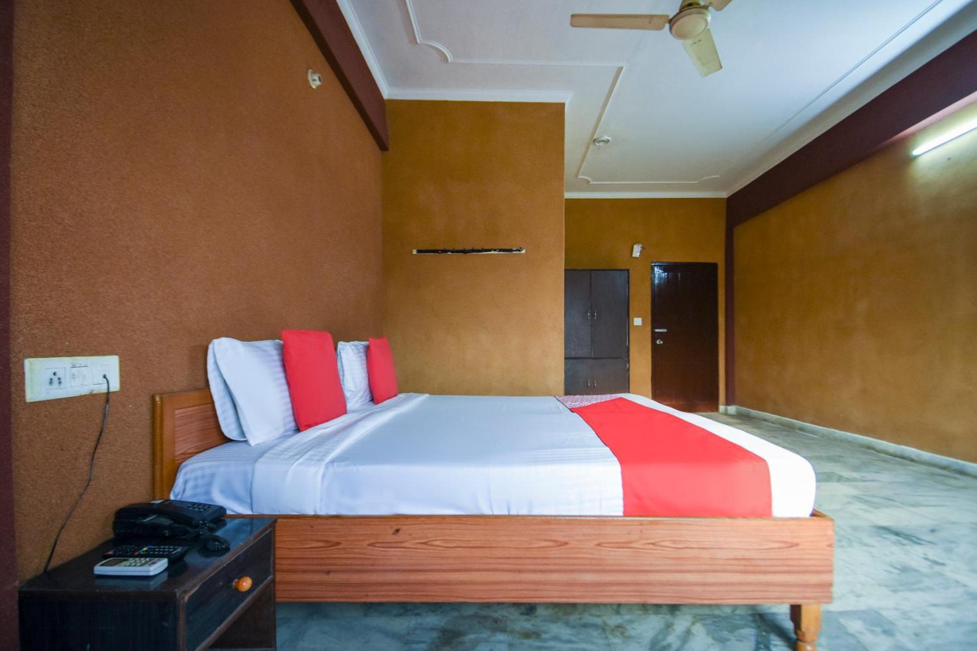 Oyo Flagship Vibes Hotel Nālāgarh Exterior foto